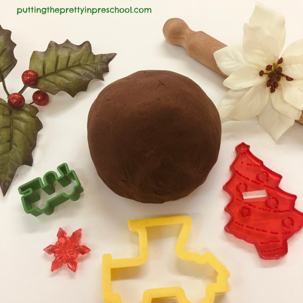 Oh so heavenly chocolate mint playdough and holiday-themed accessoies.