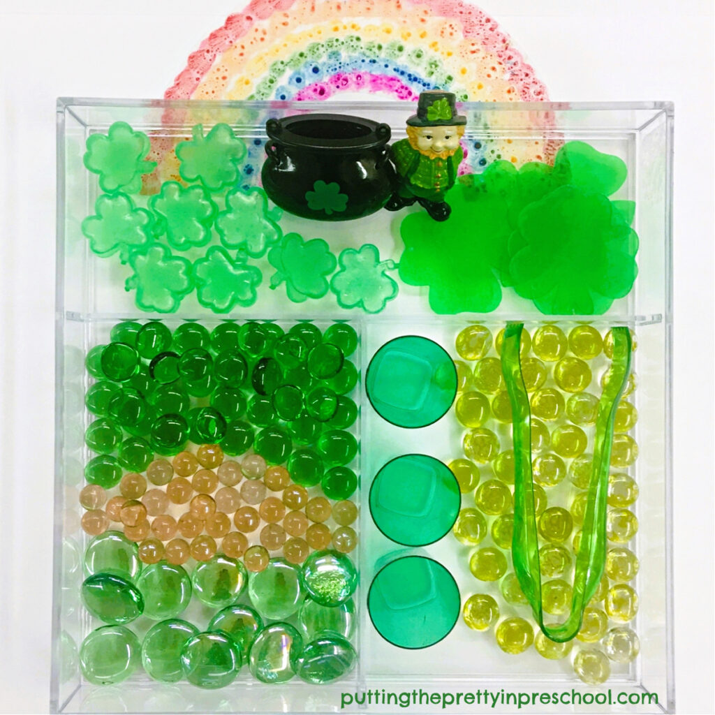 How to put together a St. Patrick's Day sensory tray for the light table.