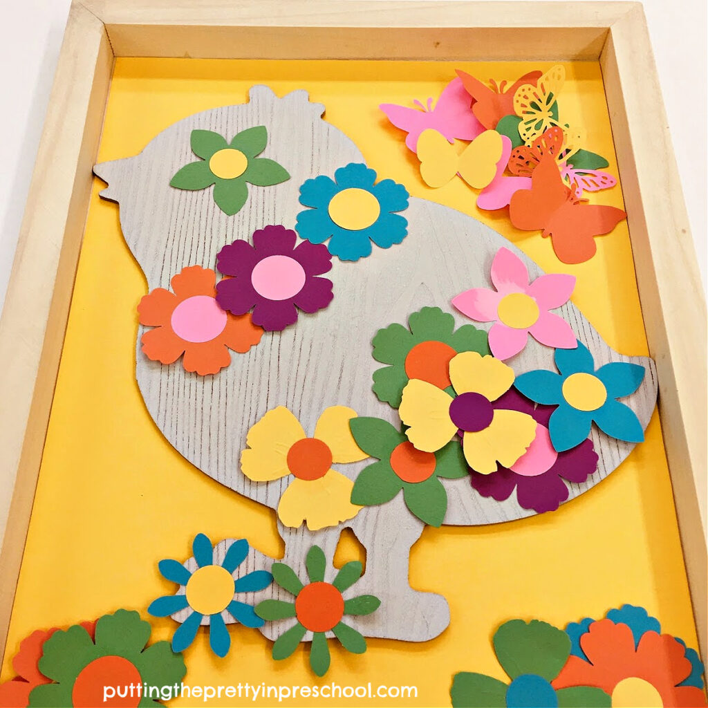 Oh, so pretty Easter chick transient art activity using easy-to-find supplies. A permanent artwork can also be created.